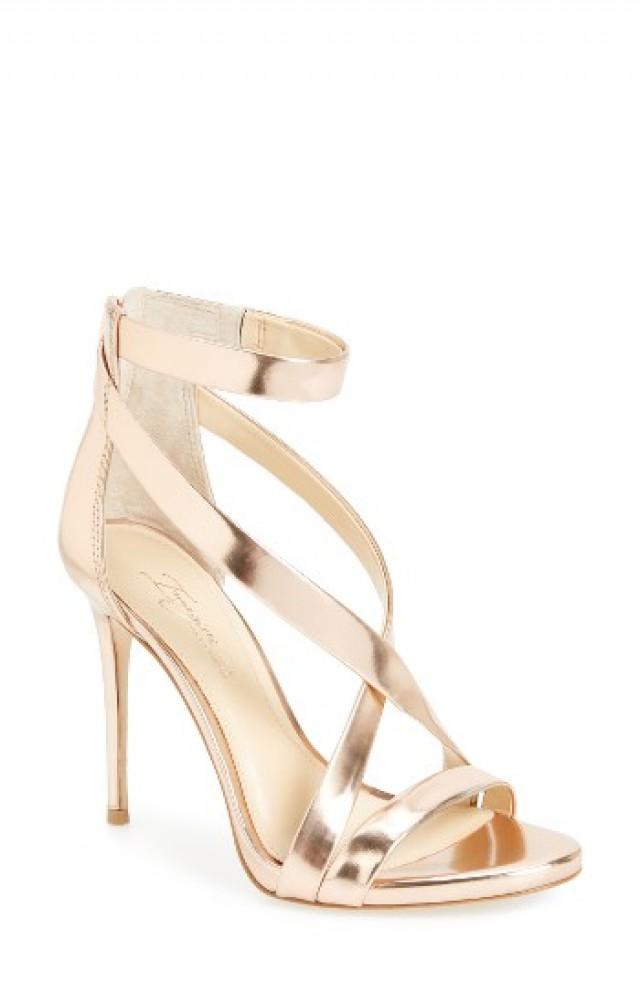 vince camuto devin