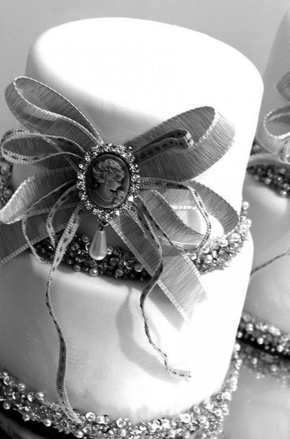 Fondant Cake Vintage White Fondant Wedding Cakes 805126 Weddbook